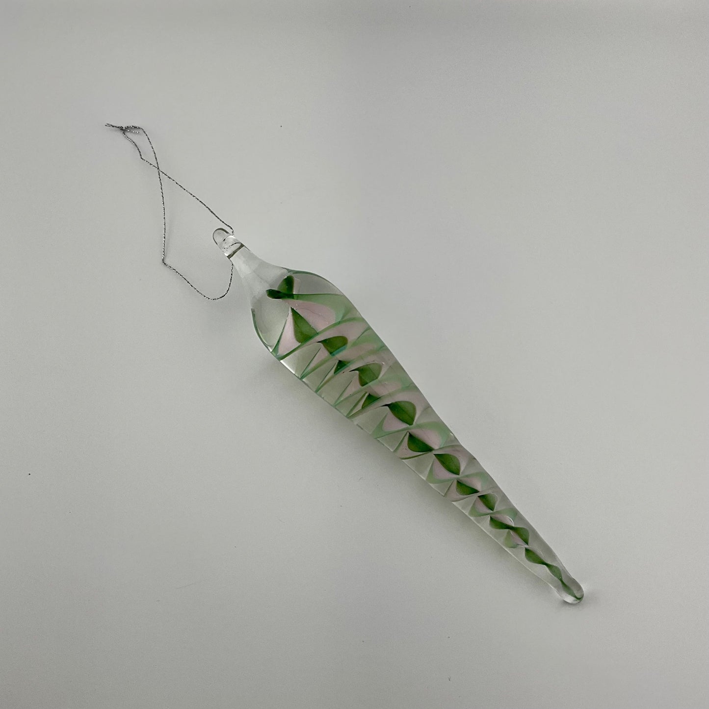 Plantphibian Green and Pink Filigrana Glass Icicle Ornament