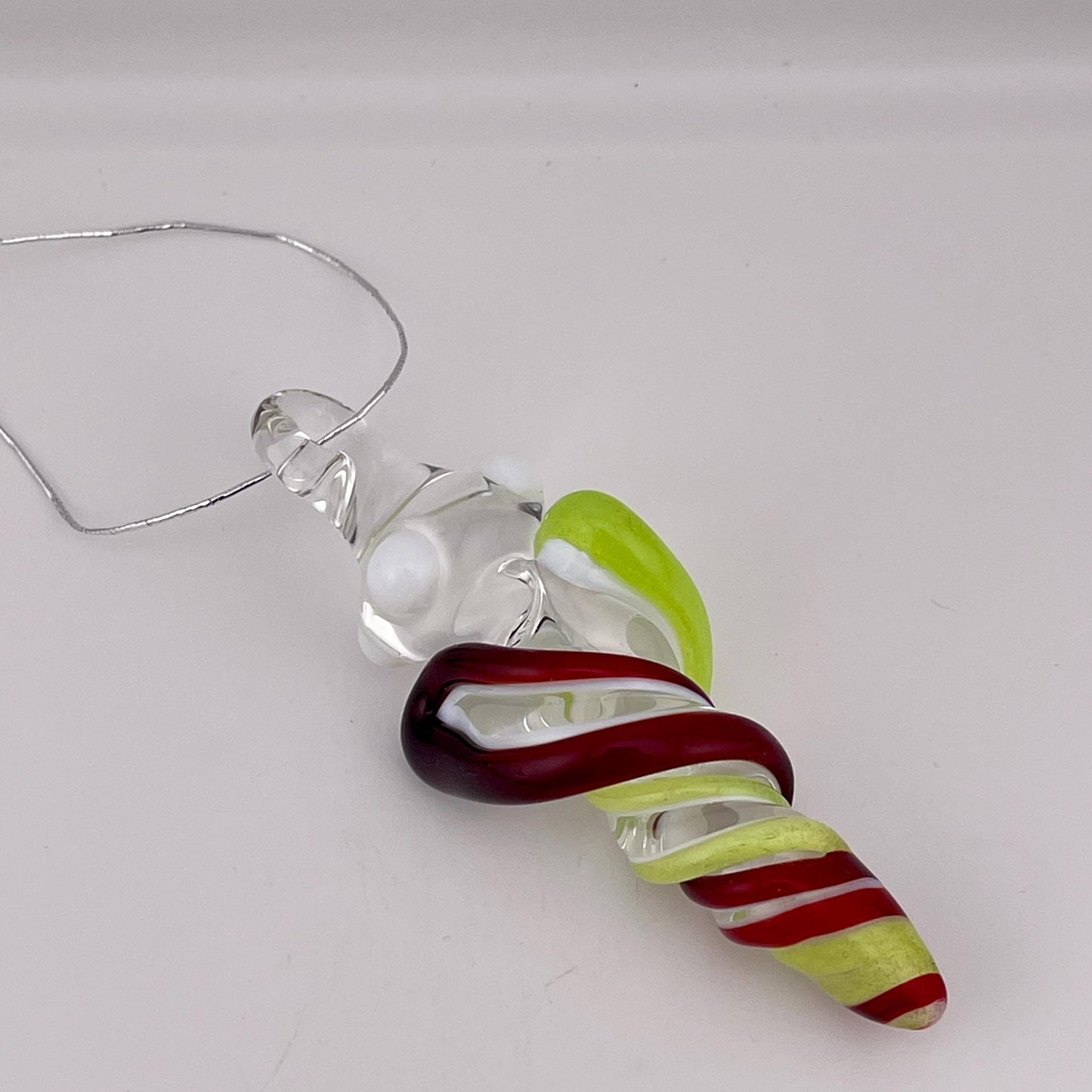 Mini Glass Icicle Ornament with Elvis Red and Green Slime over Lotus White Color Twister