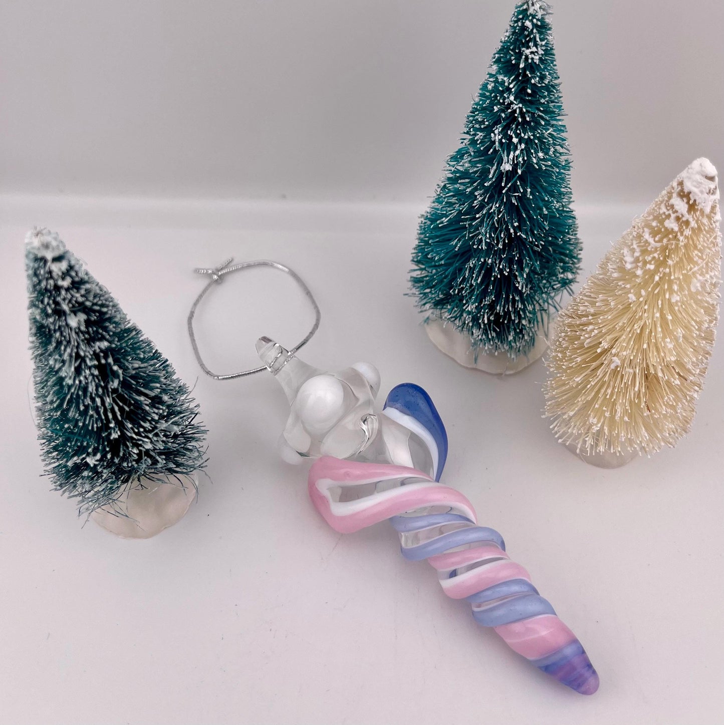 Mini Glass Icicle Ornament with Pink and Light Blue over Lotus White Color Twist