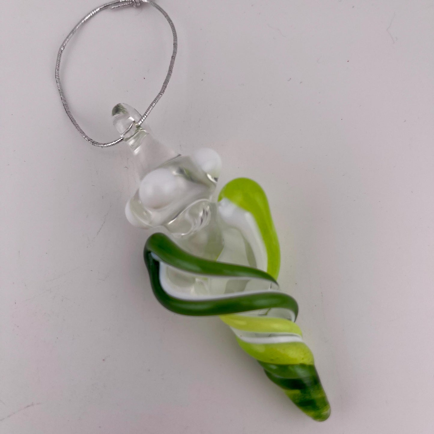 Mini Glass Icicle Ornament with Slymm Green and Sparkly green over Lotus White Color Twist